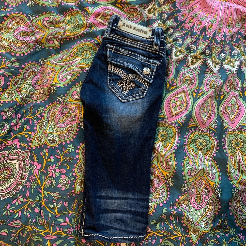 Rock revival Johanna Capri shorts